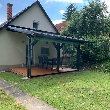 Bela'S Ferienhaus Komlo Exterior photo