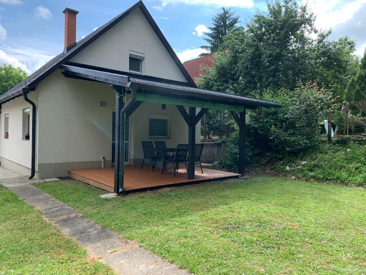 Bela's Komlo